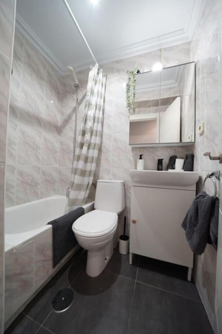 Bonito Y Acogedor Apartamento En Santander Exterior photo